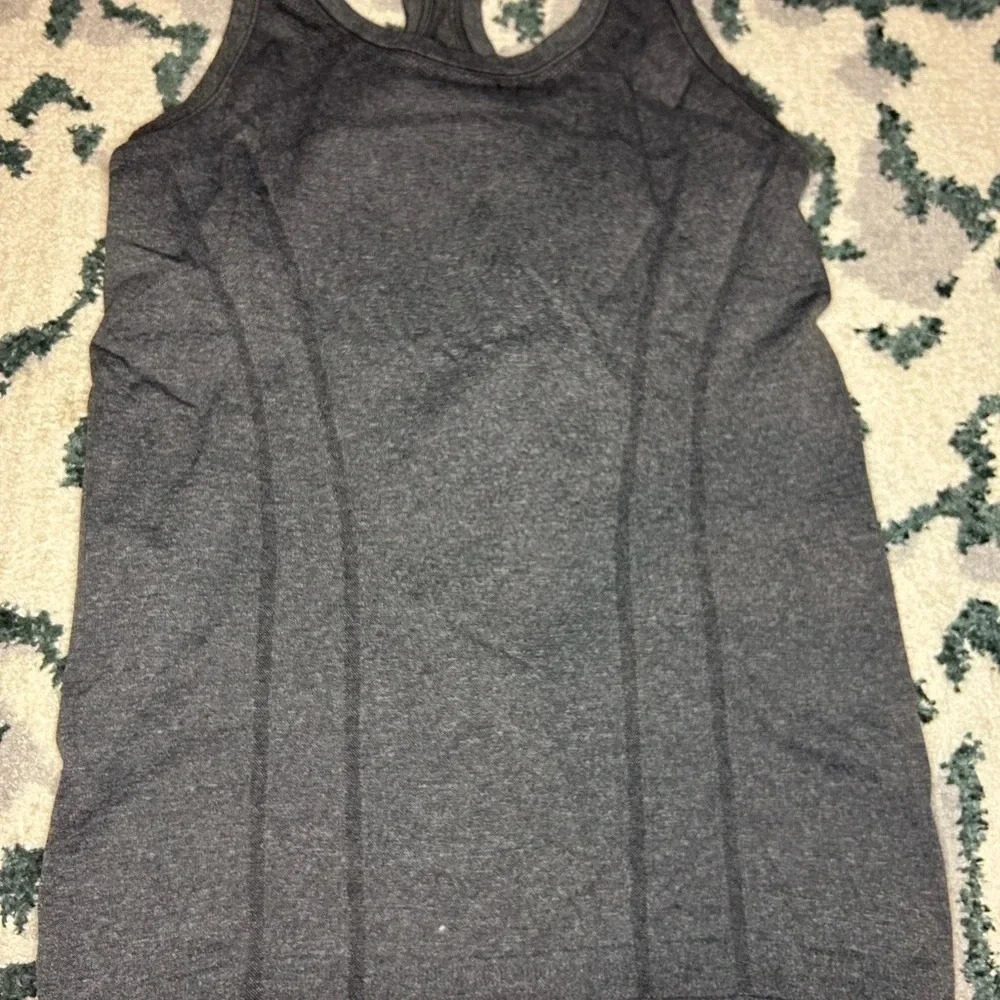 ivivva tank  top kids size 12​ - Picture 3 of 6